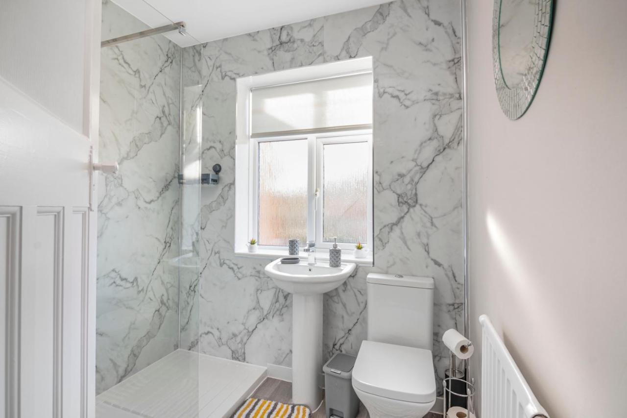 Spacious 3 Bed House, Netflix, Garden, Parking Southampton Extérieur photo