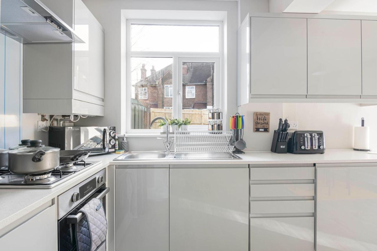 Spacious 3 Bed House, Netflix, Garden, Parking Southampton Extérieur photo