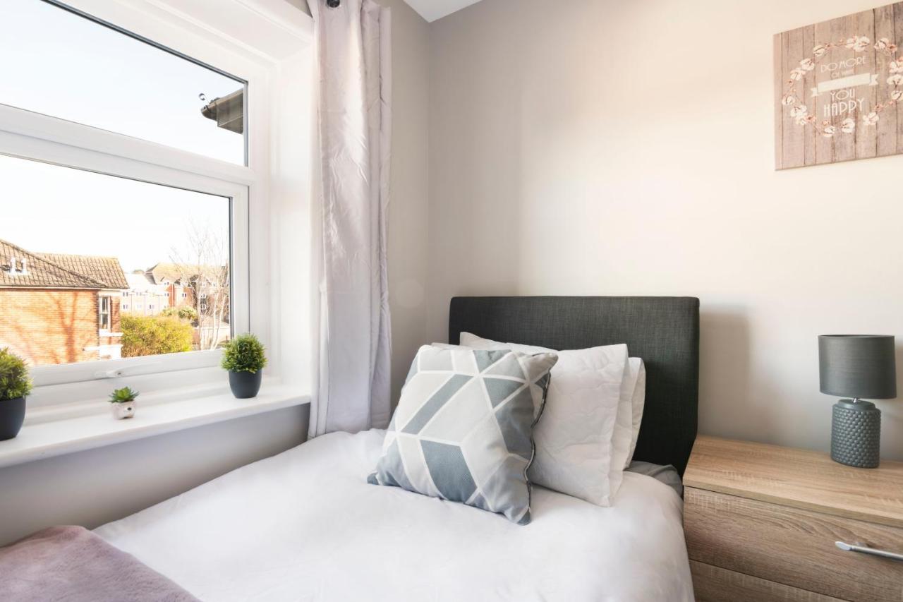 Spacious 3 Bed House, Netflix, Garden, Parking Southampton Extérieur photo