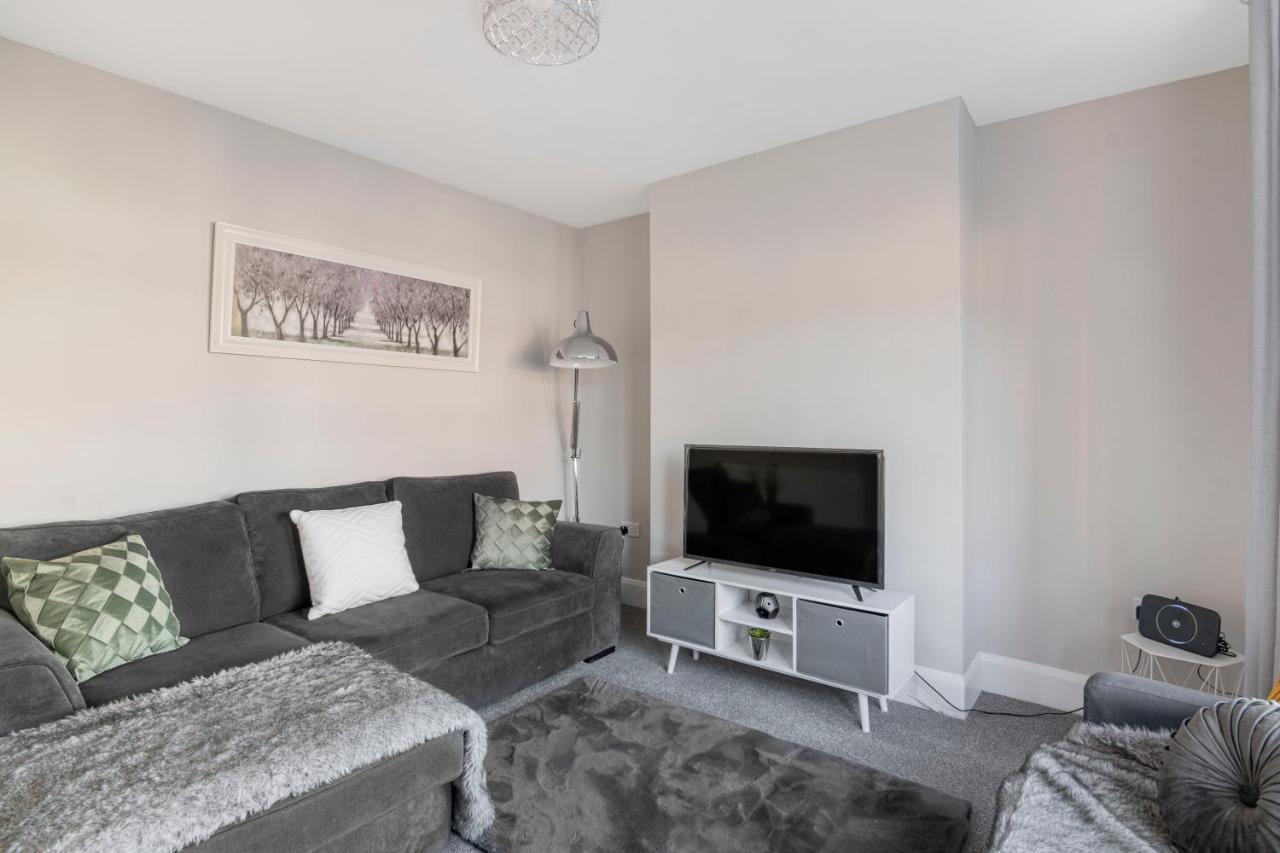 Spacious 3 Bed House, Netflix, Garden, Parking Southampton Extérieur photo