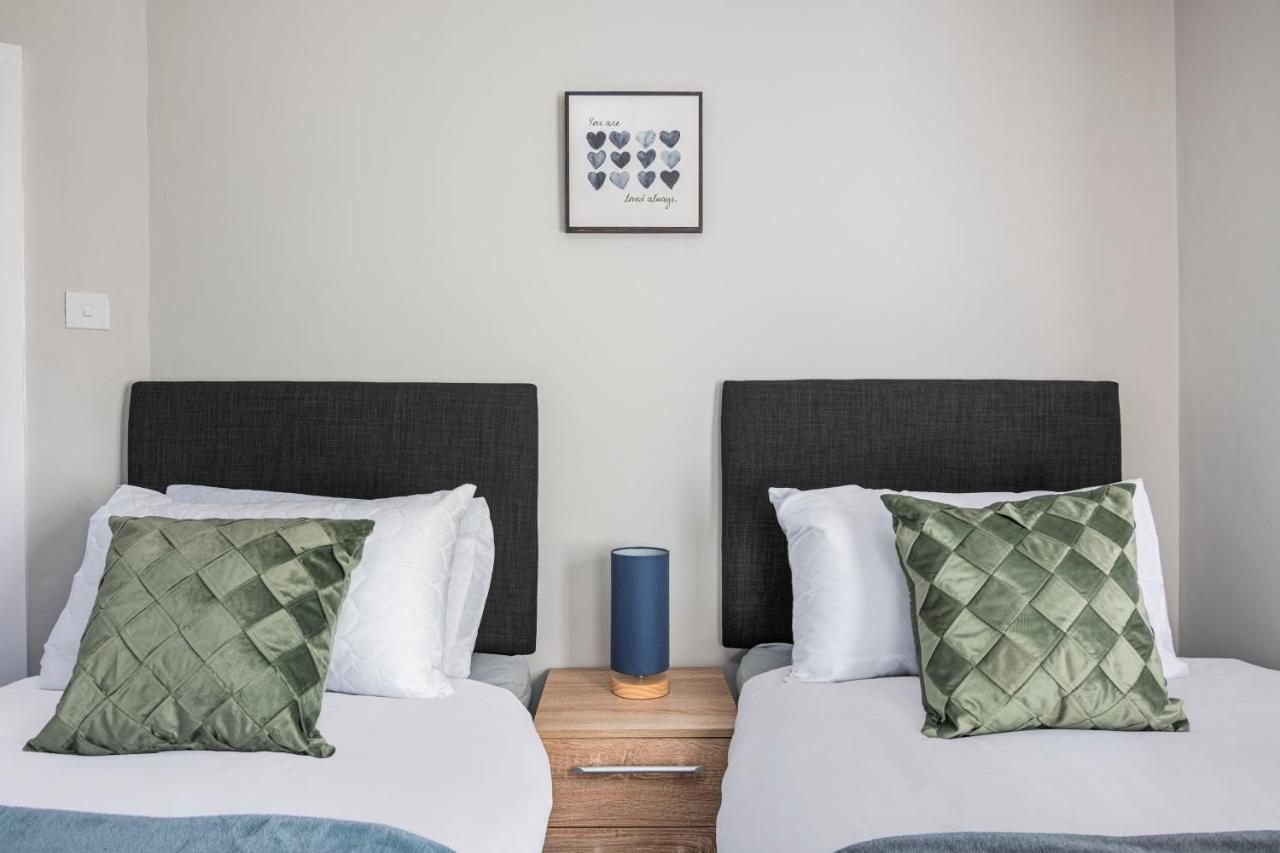 Spacious 3 Bed House, Netflix, Garden, Parking Southampton Extérieur photo